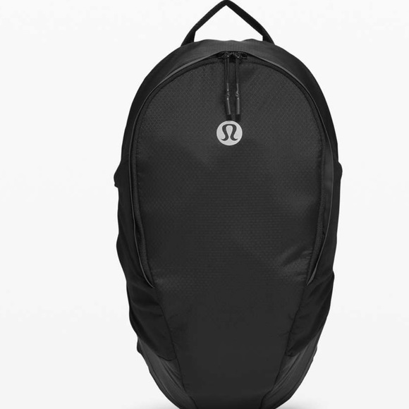 SOLD ✌🏽✌🏽 lululemon fast and free backpack - Picture 7 of 10